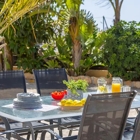 Angel Vilă Ayia Napa